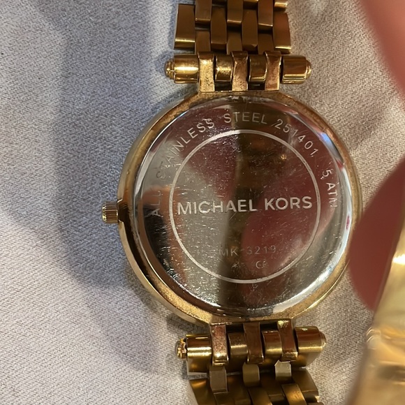 MICHAEL KORS watch
